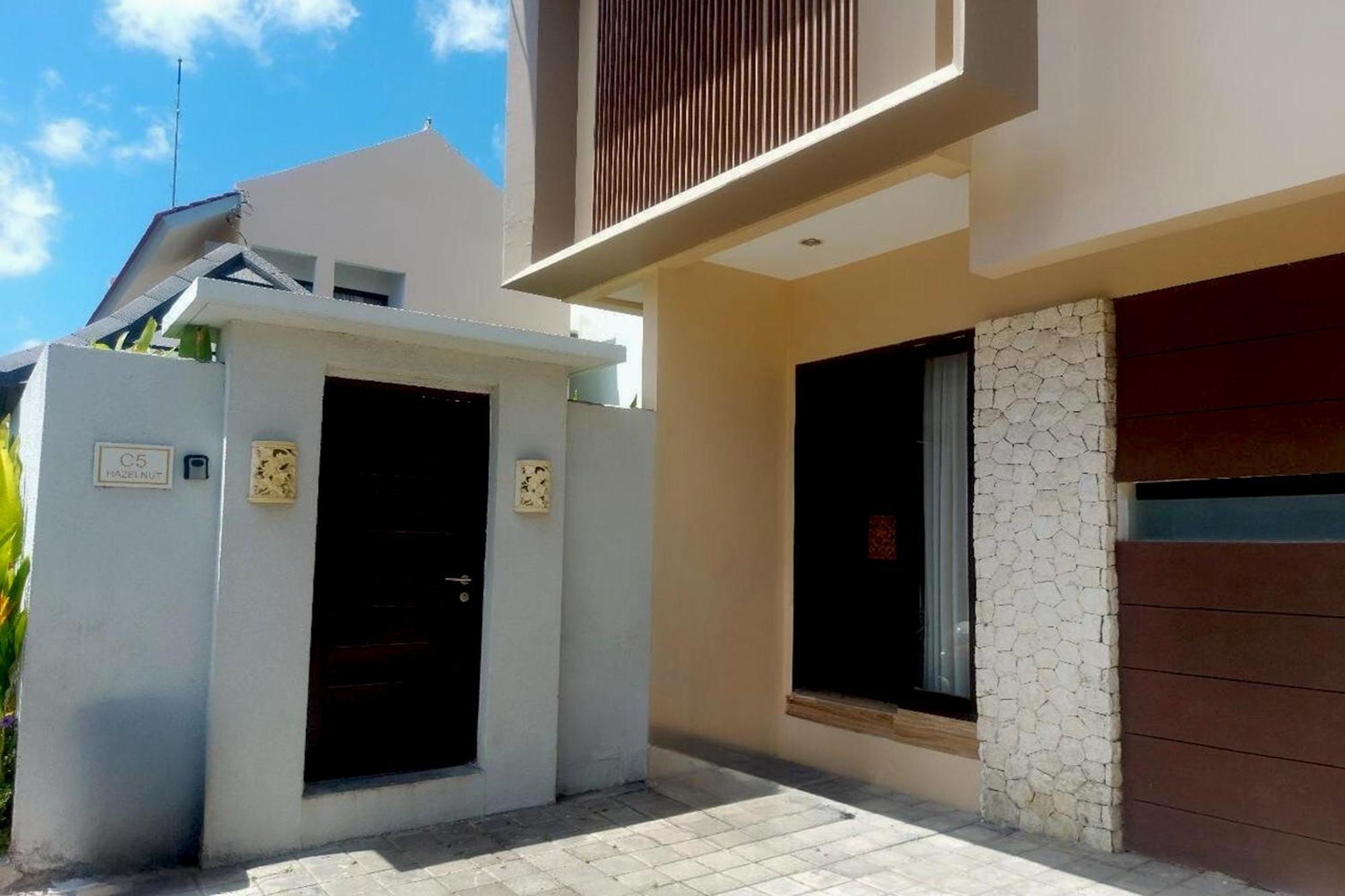 Little Nuts Villas Jimbaran  Ngoại thất bức ảnh